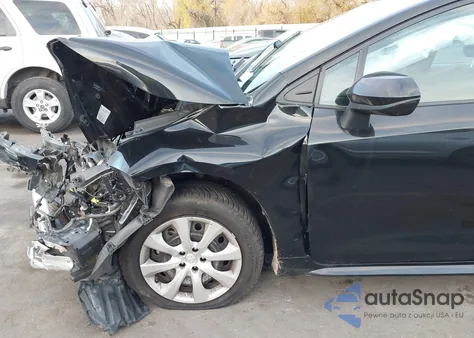 2022 Toyota Corolla Le z USA, uszkodzony, nr VIN 5YFEPMAE3NP326245